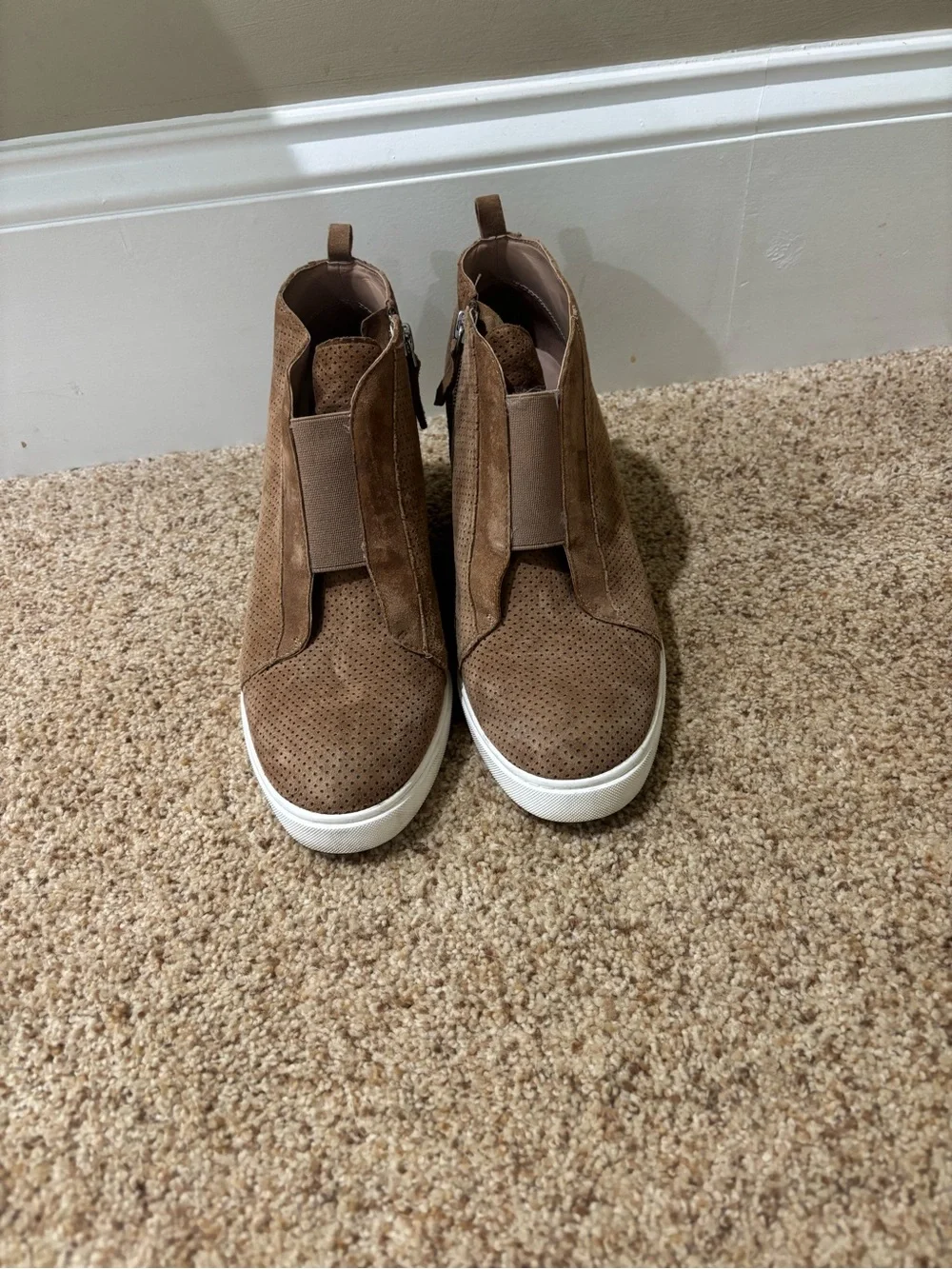 Women’s Brown Suede High-Top Casual Sneakers